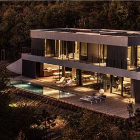 2 Bedroom Villa with Infinity Pool in Buzet, Istria, Sleeps 4